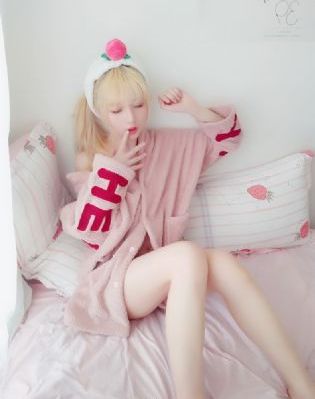 日本美女视频一区二区_爱奇艺VIP神马影院手机在线