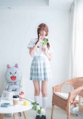 蜜桃女孩电影在线观看高清免费_1080日韩电影在线